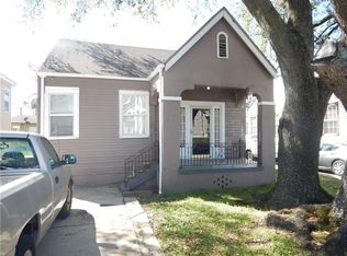 2606 Arts St, New Orleans, LA 70117