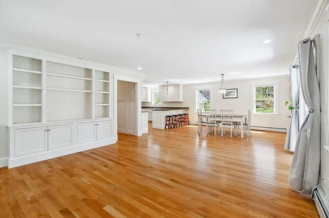 20 Chosen Vale Ln — Photo 2