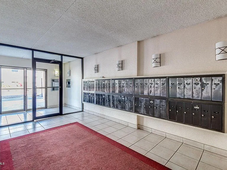 7910 E Camelback Rd #102 — Photo 30