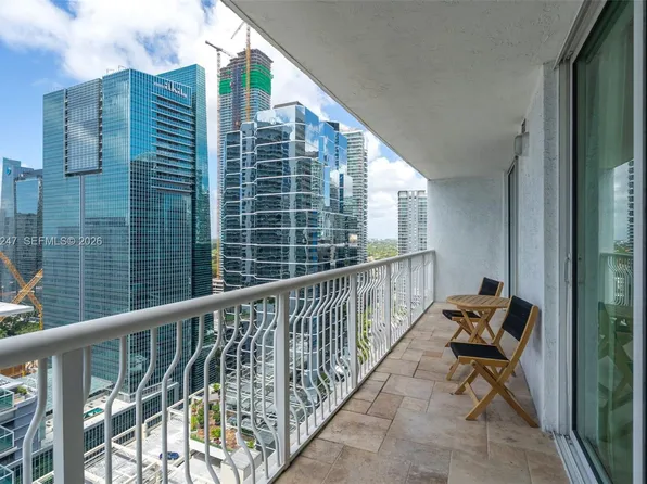1200 Brickell Bay Dr, Miami, FL