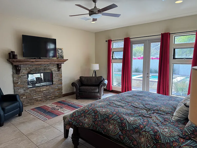 54050 Avenida Montezuma — Photo 10