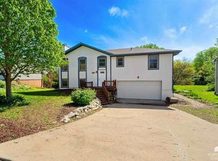 131 E J Frick Dr, Manhattan, KS 66503