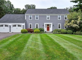 5 Old Musket Rd, Glastonbury, CT 06033