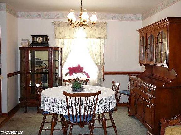 3rd image of 601 Winnetka Ave