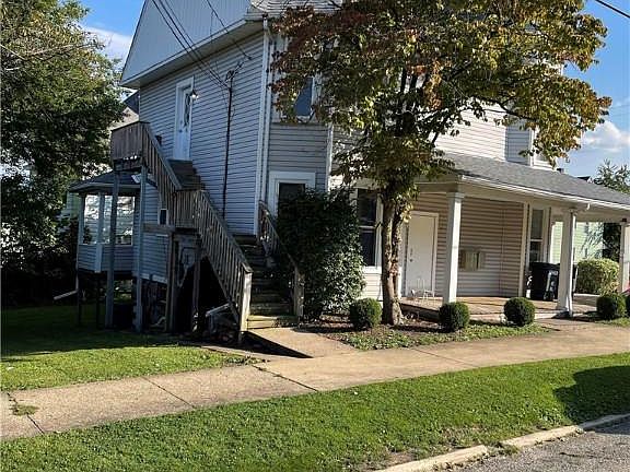 4th image of 42 Ben Lomond St