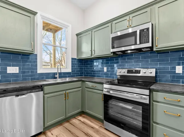 2324 Rowan St, Louisville, KY 40212