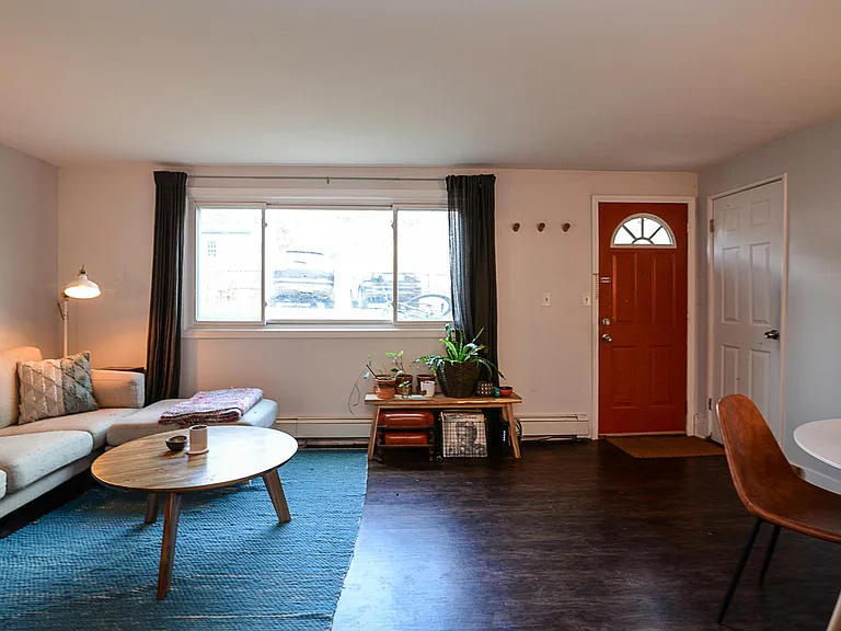 1800 Abbott Ave #2 — Photo 5