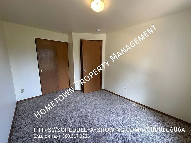 1224 Cora St SE — Photo 5