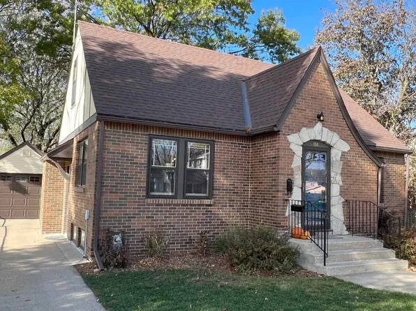 114 N Taylor Ave, Mason City, IA 50401