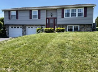 111 Nottingham Dr, Northumberland, PA 17857
