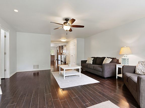 3rd image of 9242 Tulley Ave