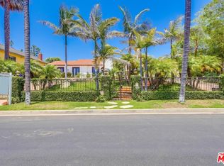 114 S Layton Dr, Los Angeles, CA 90049