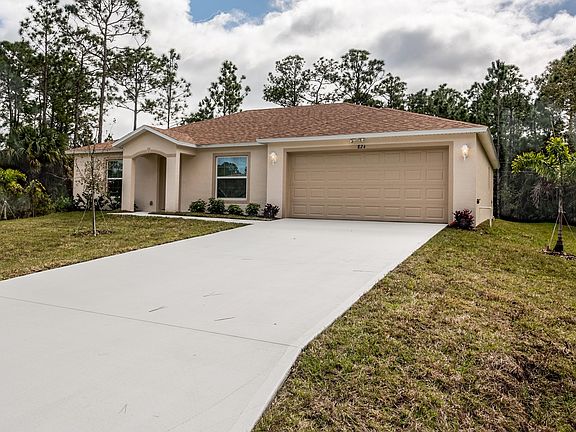 2nd image of 824 Sarasota Dr SE