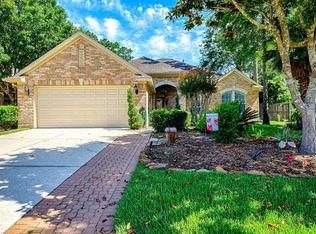 2 Barkley Park Ct, Conroe, TX 77384