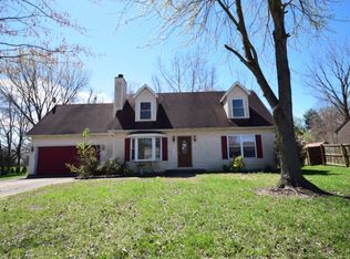 7455 Southfield Dr, Newburgh, IN 47630