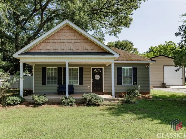 884 Railroad Avenue S, Carlton, GA 30627