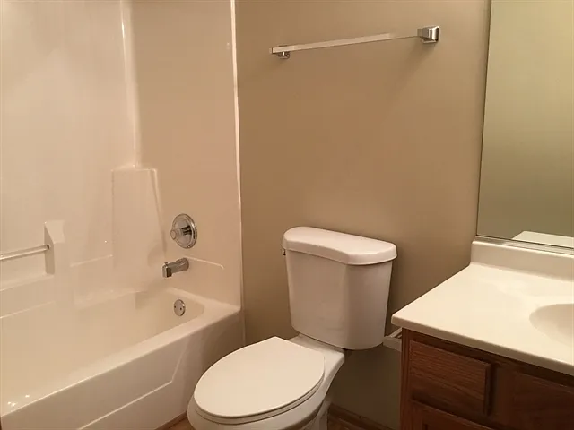 481 Pheasant Chase Dr — Photo 13