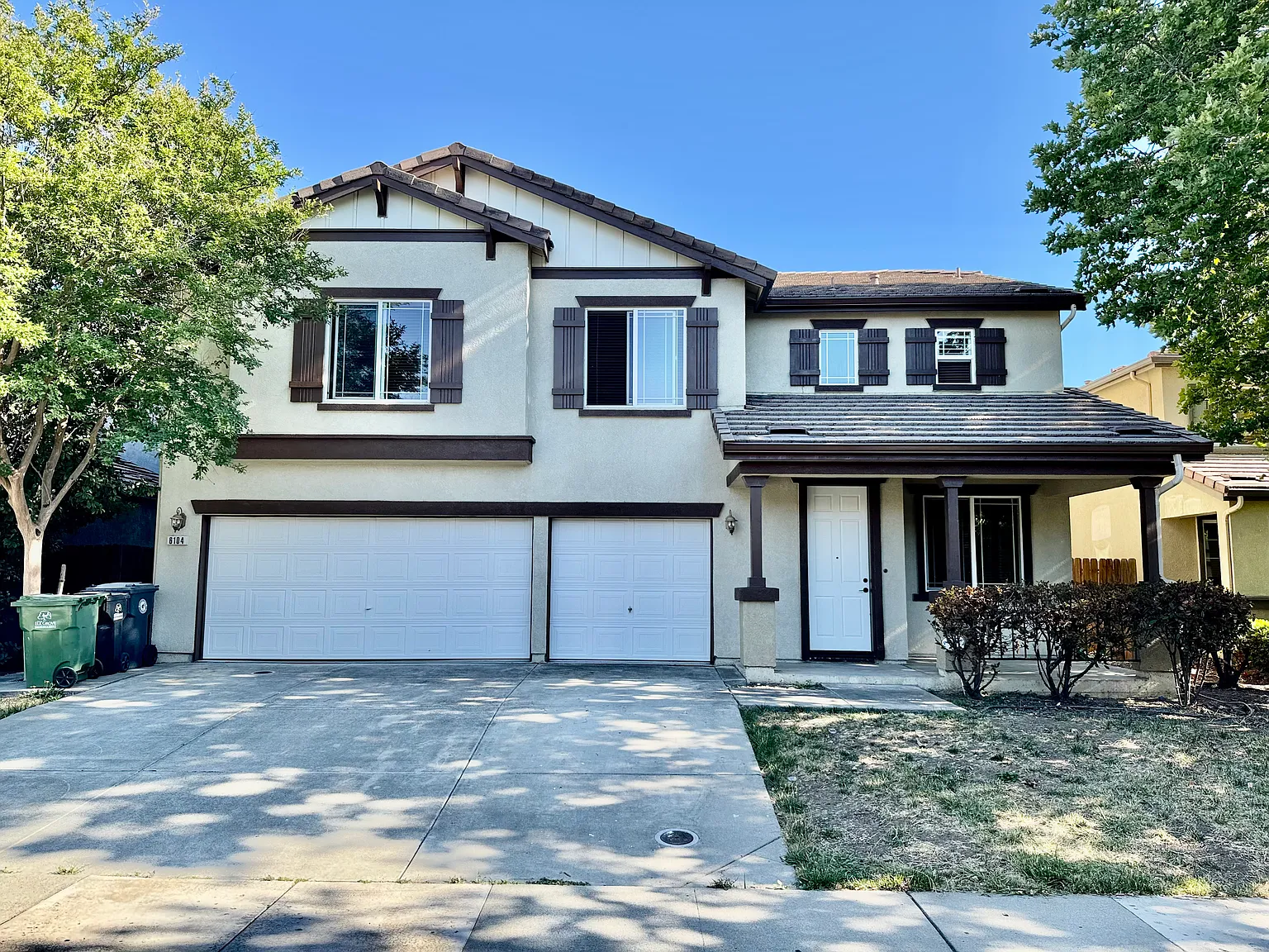 4 bed, 2974 sqft, $3,500 — Photo 1