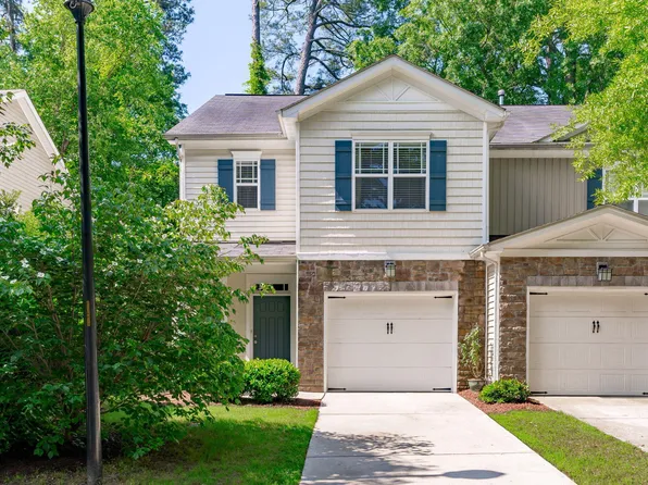 4711 Lawhorn St, Raleigh, NC 27606