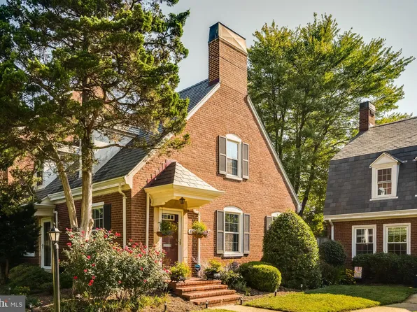 4119 36th St S, Arlington, VA 22206