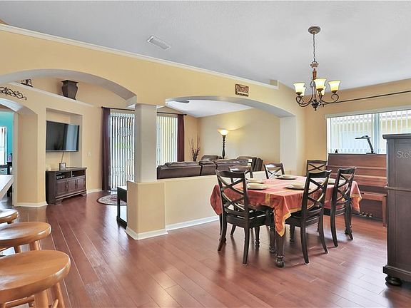 5th image of 10139 Somersby Dr