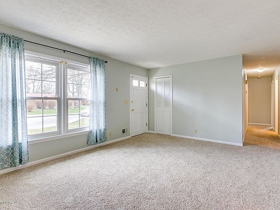 4th image of 4303 Milo Dr