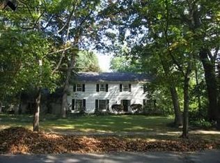 1267 Oakridge Dr, Cleveland Heights, OH