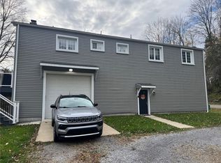 704 Rose Point Harlansburg Rd, New Castle, PA 16101