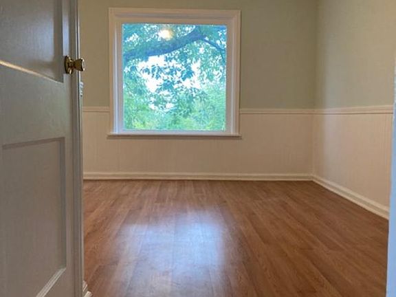 4th image of 1544-46 W 45th St #1546