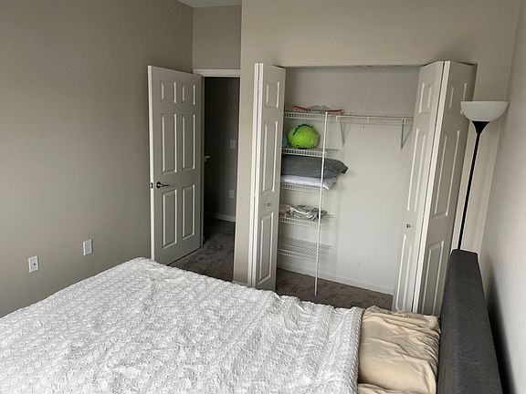 2nd image of 1135 Cresthaven Ln #205