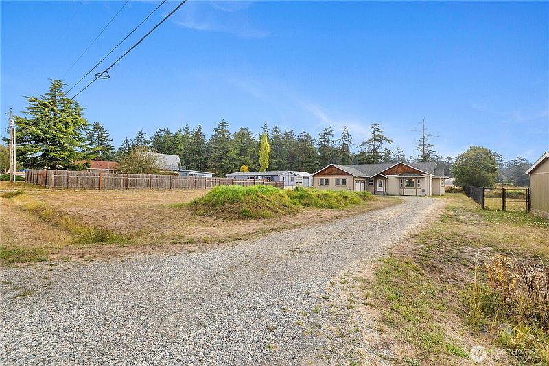 2nd image of 930 Donald Avenue