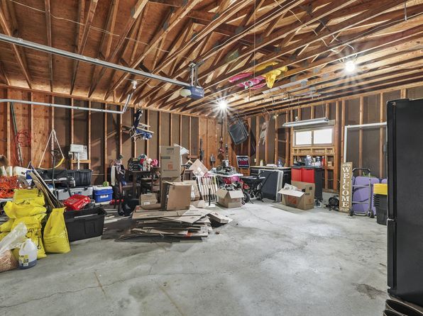 1235 Greenwich St, Manistee, MI 49660