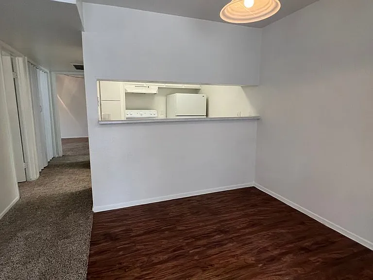 Cypresswood Crossing Apartments — Photo 43