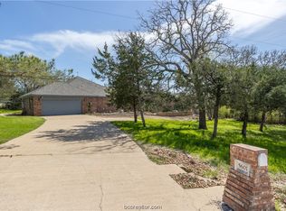 5601 Polo Rd, College Station, TX 77845