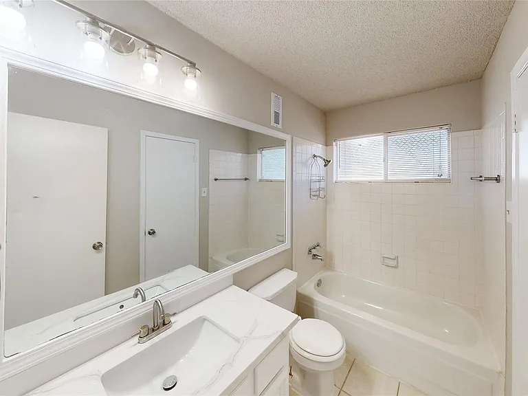 3303 Golden Trails Dr #101 — Photo 18
