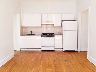 Rented by Ting's Brokerage