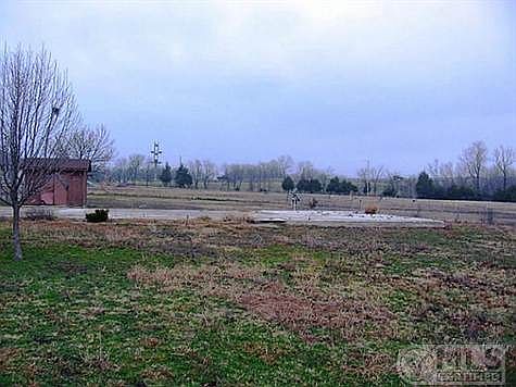 5th image of 109 Pecan Cir
