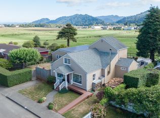 888 Howard St, Ferndale, CA 95536