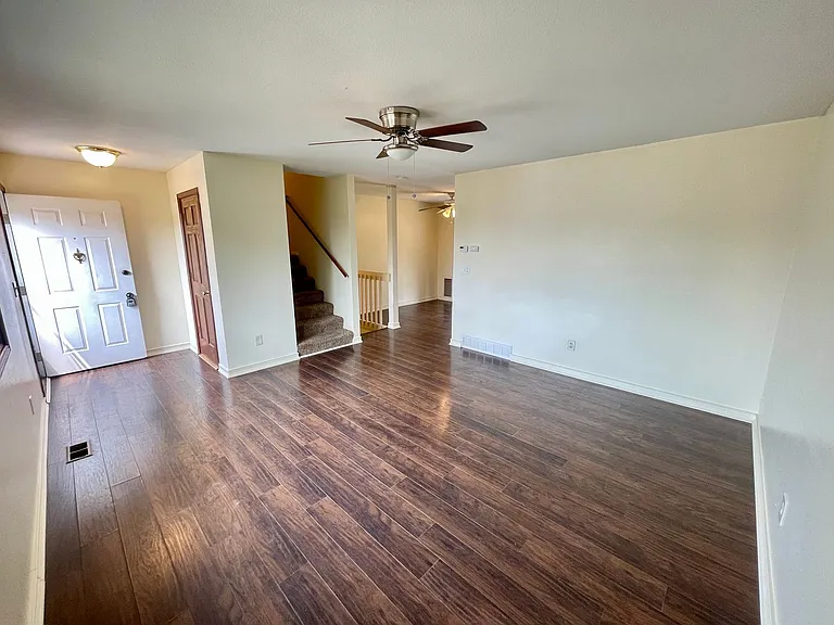 1907 Buena Vista Pl — Photo 4