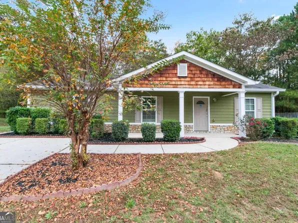 6956 Satterlee Woods Ln, Austell, GA 30168