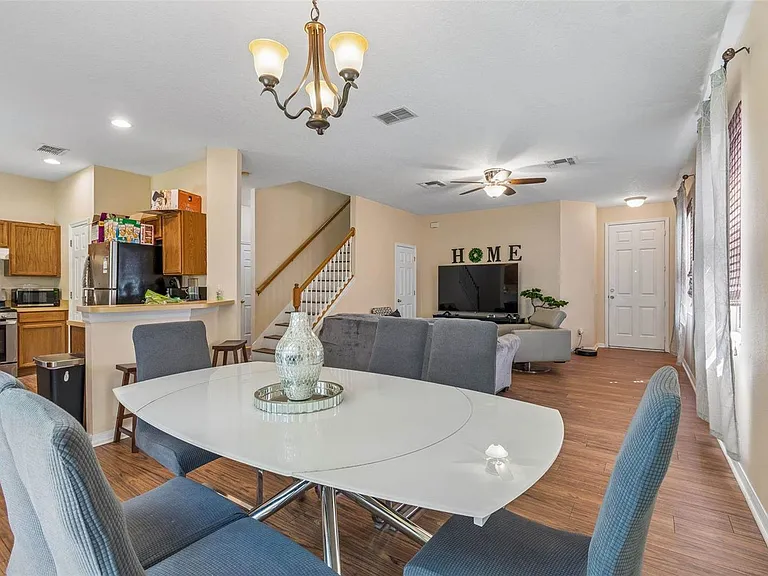 2401 Silvermoss Dr — Photo 11
