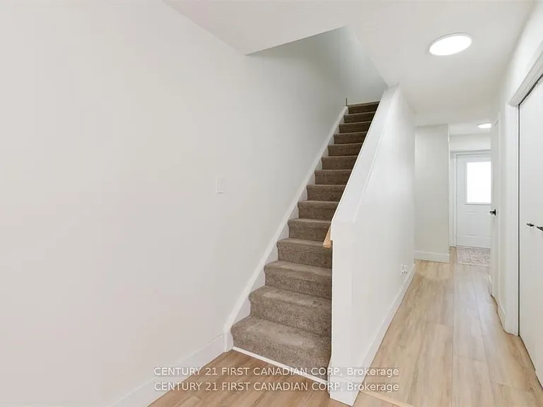 35 Waterman Ave #60 — Photo 15