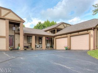 1312 Kingsridge Ct APT A, Normal, IL 61761