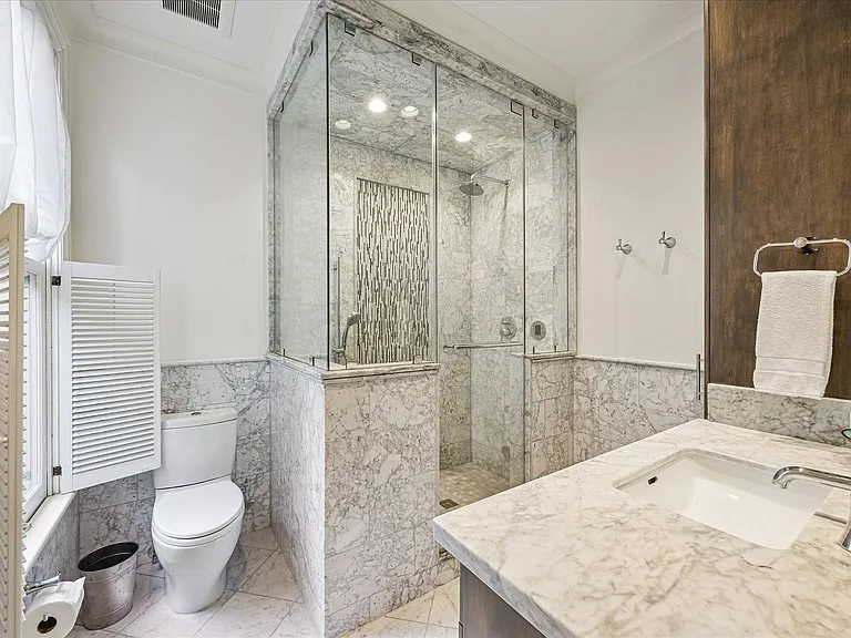 2368 Timber Ln — Photo 33
