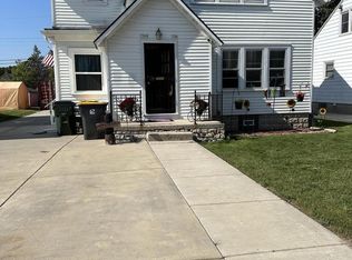 736 2nd Ave, West Bend, WI 53095