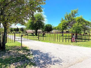 402 Cottonwood Trl, Poolville, TX 76487