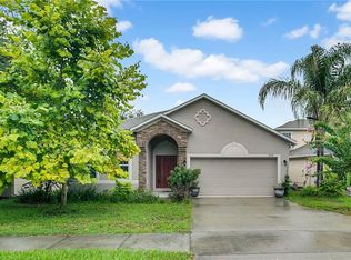 2233 Martins Run, Tavares, FL 32778