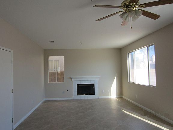 5th image of 16839 Merion Ln