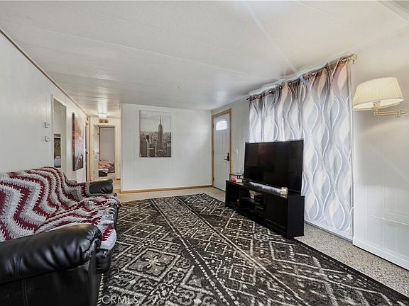 3rd image of 3114 Manzanita Rd