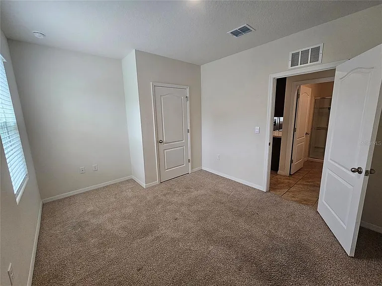 1387 Berry Ln — Photo 16